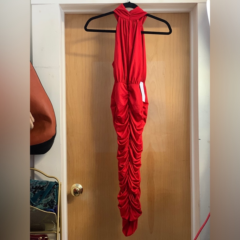 AX Paris Vibrant Red High-Neck Sleeveless Ruched Midi Dress. Size-4 Bold Glam - Picture 4 of 4